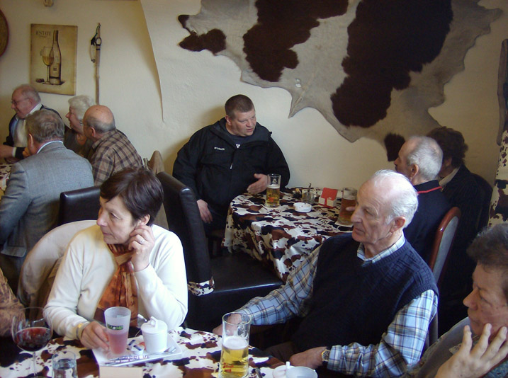 kameradschaftliches Miteinander.jpg